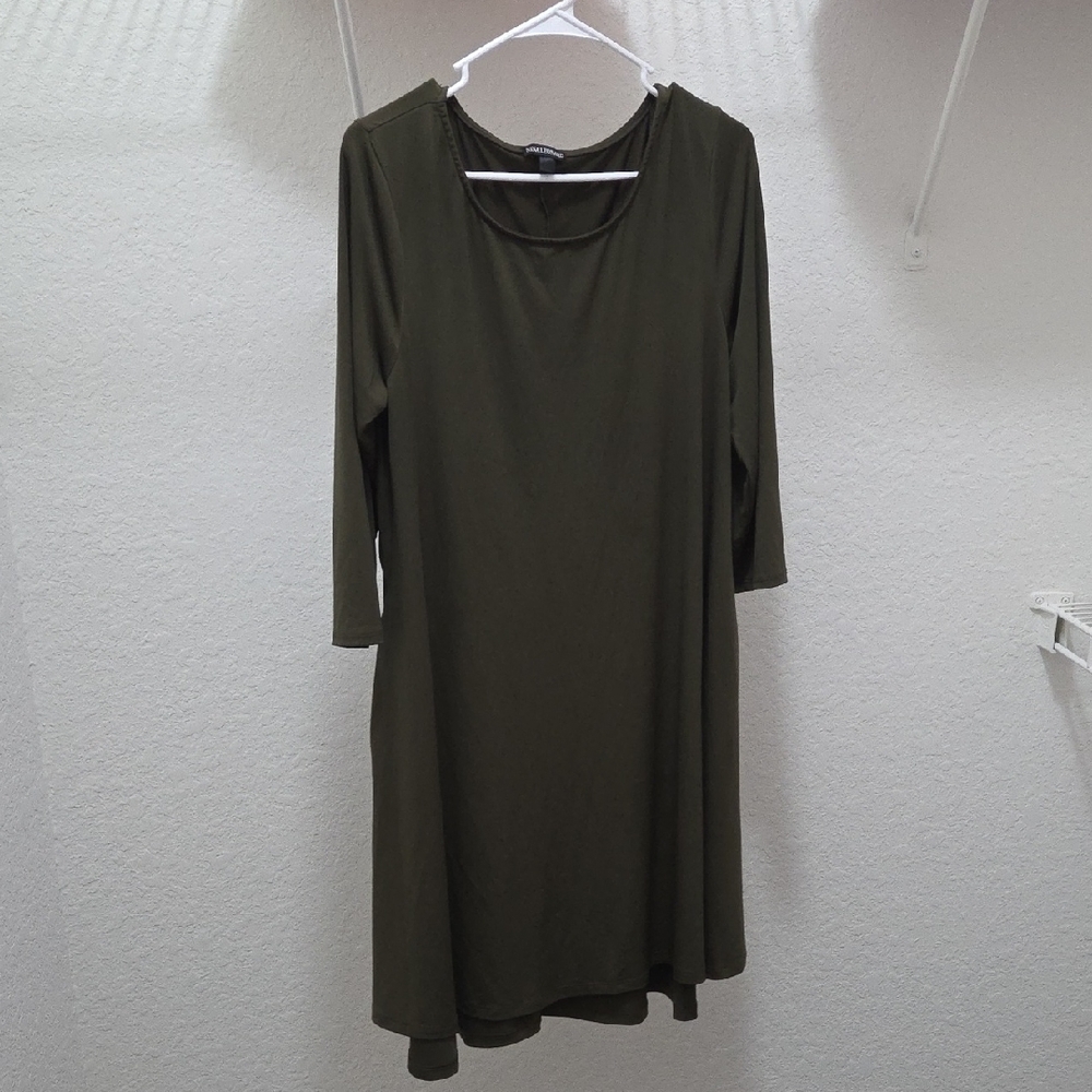 Nina Leonard Green Sheath Dress Long Sleeve Scoop Neck